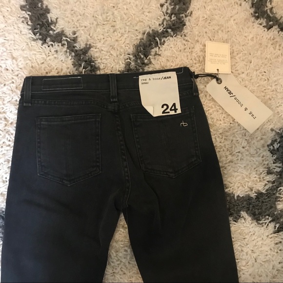🎉🎉🎉 SOLD 🎉🎉🎉Rag & Bone Skinny Jeans - Picture 4 of 5